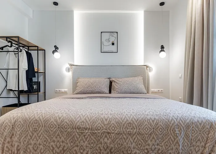 公寓 Pnoe Luxe & Spa, Naxos Town *