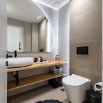דירה Pnoe Luxe & Spa, Naxos Town *