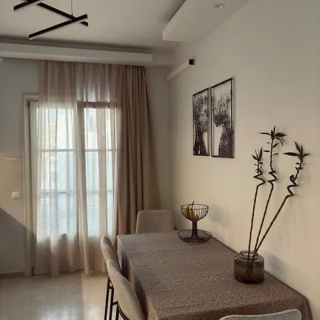 Lägenhet Pnoe Luxe & Spa, Naxos Town *