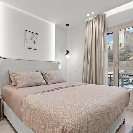 Lägenhet Pnoe Luxe & Spa, Naxos Town *