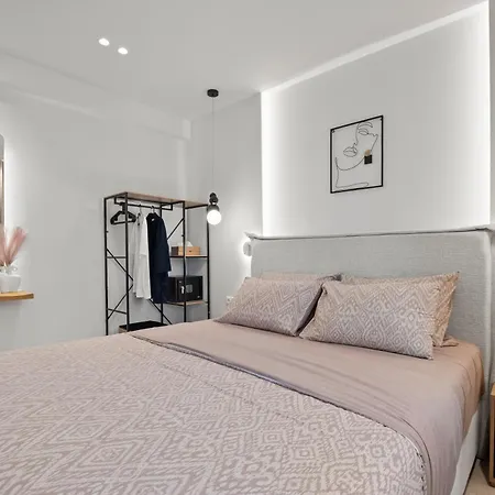 Pnoe Luxe & Spa, Naxos Town شقة