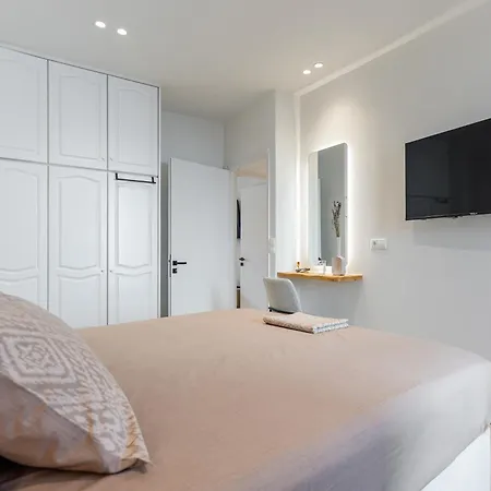 Lägenhet Pnoe Luxe & Spa, Naxos Town *