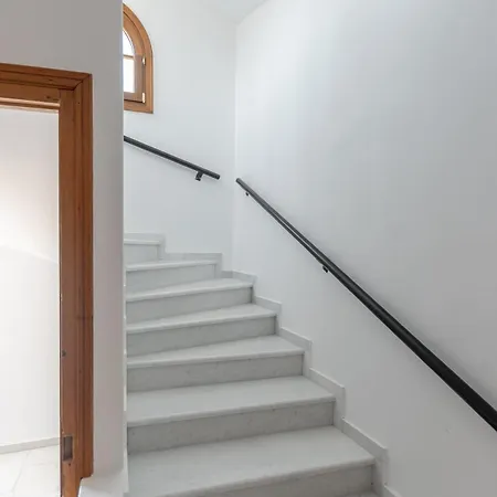 Pnoe Luxe & Spa, Naxos Town