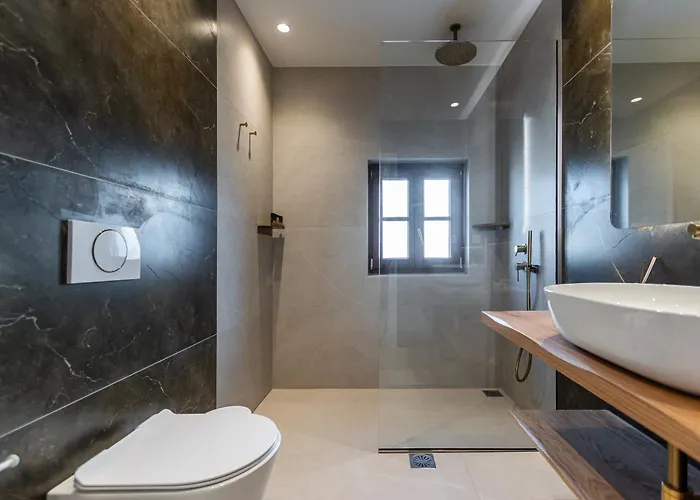 Pnoe Luxe & Spa, Naxos Town Апартаменты