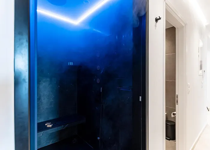 Pnoe Luxe & Spa, Naxos Town Апартаменты *